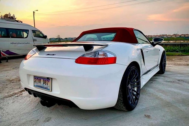 В Таиланде продают реплику Porsche Boxster на базе Toyota MR-S: цена всего 1,4 млн руб