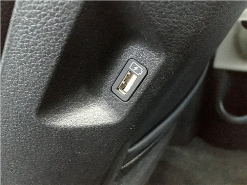 Почему Kia Carnival является настоящим многоцелевым автомобилем?