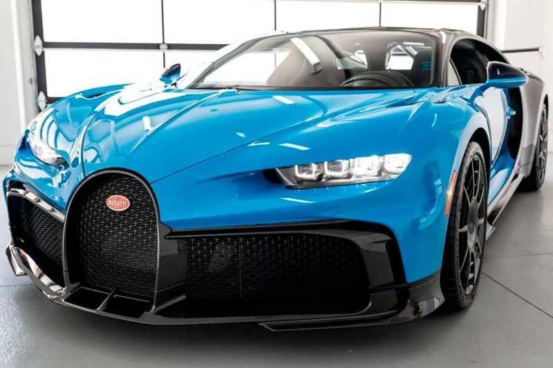 На онлайн-торги выставлен один из 60 экземпляров гиперкара Bugatti Chiron Pur Sport