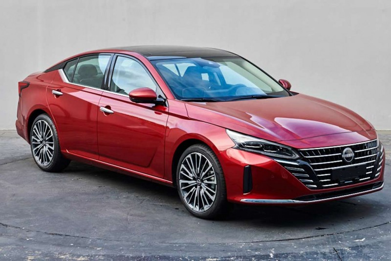 Обновленный седан Nissan Altima получил более спортивную внешность