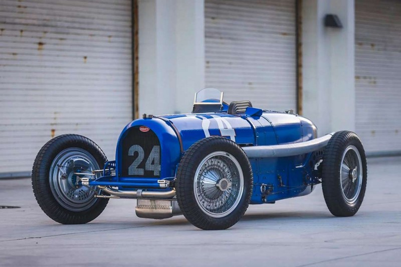 На аукцион выставили Bugatti Type 59/50S 1935 года, который построили лишь 30 лет назад