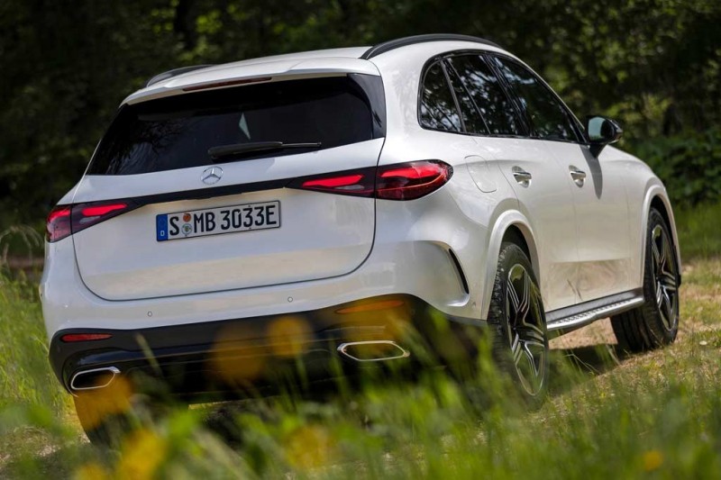 Новый Mercedes GLC 2023: немцы презентовали второе поколение кроссовера