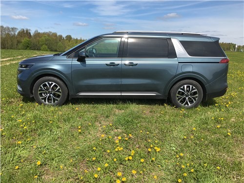 Почему Kia Carnival является настоящим многоцелевым автомобилем?