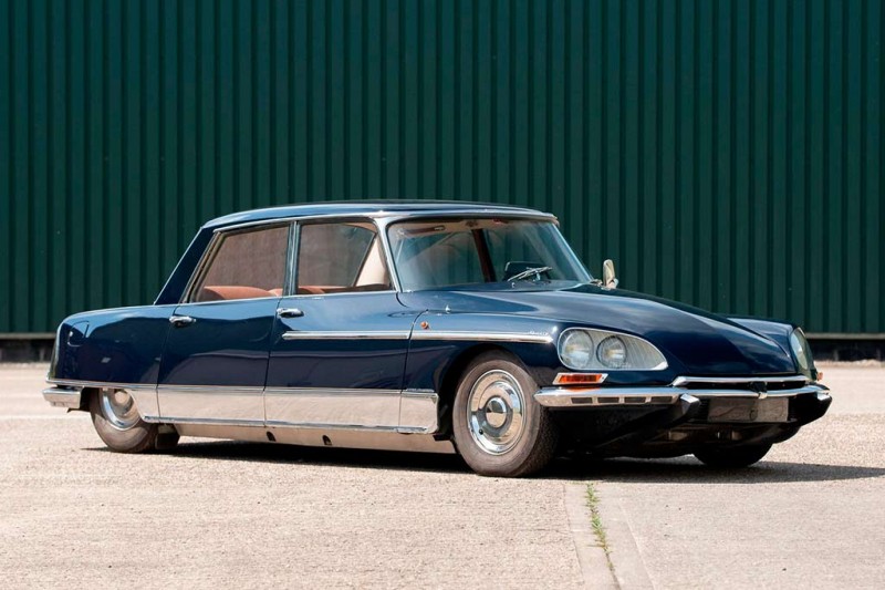 На аукцион выставлен очень редкий седан Citroen DS 21 &laquo;Majesty&raquo; от мастерской Chapron