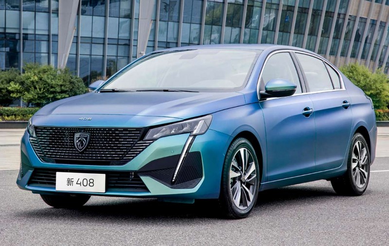 В Китае представлен обновленный седан Peugeot 408 для местного рынка