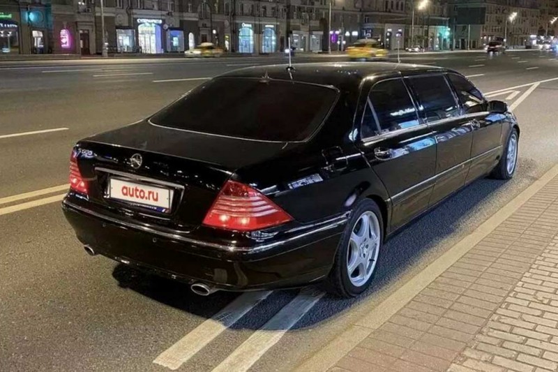В Москве продают некогда принадлежавший Жириновскому лимузин S-Class Pullman 2 В Москве продают некогда принадлежавший Жириновскому лимузин S-Class Pullman