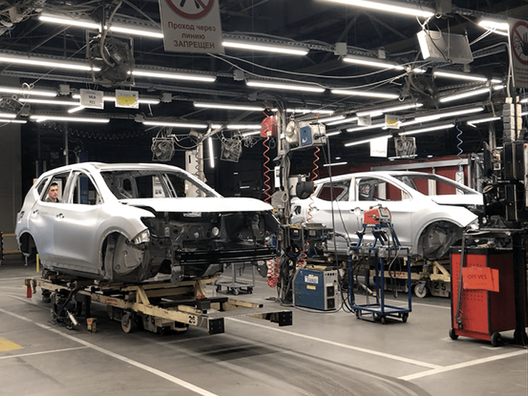 Когда возобновят производство автомобилей заводы Toyota и Nissan в Санкт-Петербурге