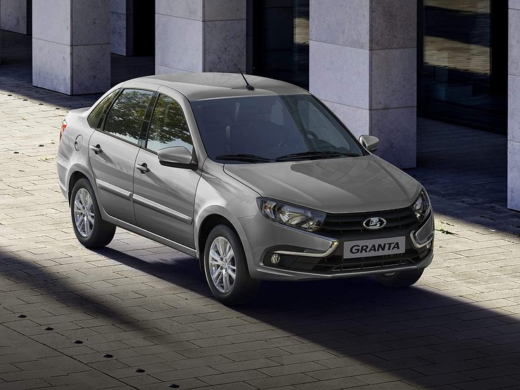 Россияне бросились скупать LADA Granta без ABS и подушек безопасности