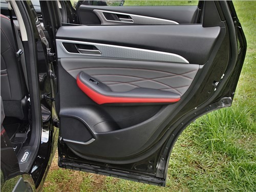 Haval F7X - точно не BMW, но и не Geely Tugella