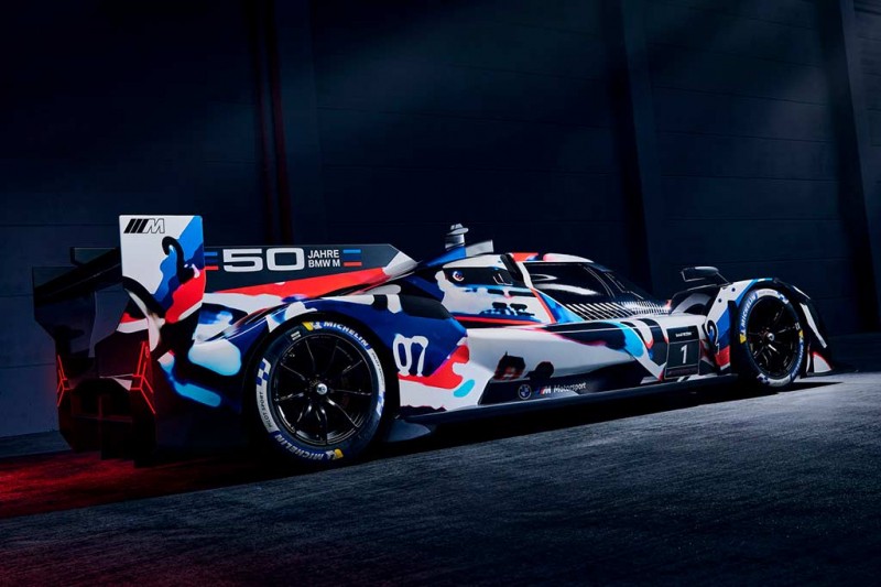 Немцы показали тестовую версию гоночного болида BMW M Hybrid V8
