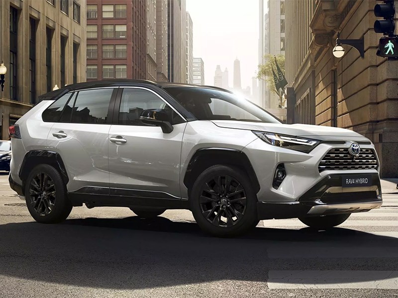 Toyota представила рестайлинговый RAV4 1 Toyota представила рестайлинговый RAV4