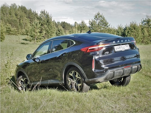 Haval F7X - точно не BMW, но и не Geely Tugella