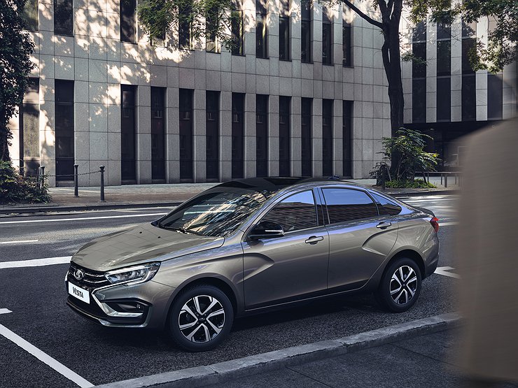 Стало известно, когда АВТОВАЗ выпустит новую LADA Vesta