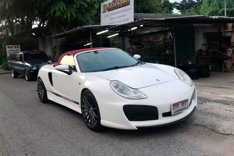 В Таиланде продают реплику Porsche Boxster на базе Toyota MR-S: цена всего 1,4 млн руб