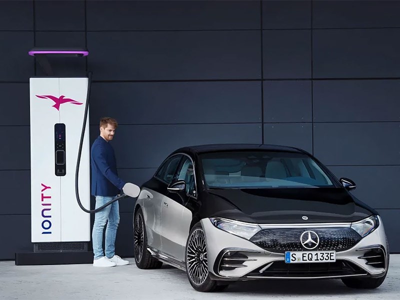 Mercedes-Benz и Volkswagen поддержали полный отказ от ДВС