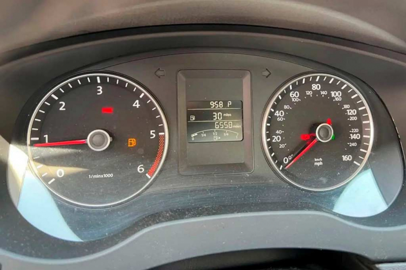 Владелец рассказал, зачем ему бронированный VW Jetta и сколько в него было вложено 3 Владелец рассказал, зачем ему бронированный VW Jetta и сколько в него было вложено