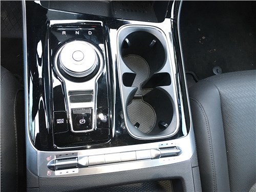 Почему Kia Carnival является настоящим многоцелевым автомобилем?