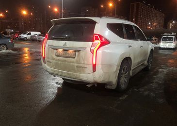 Опасный эксперимент: как ведет себя машина, если ее жестко перегрузить