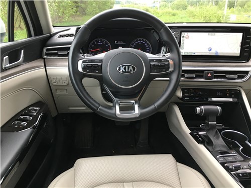 Kia K5- этот автомобиль будет напрягать, но кого?
