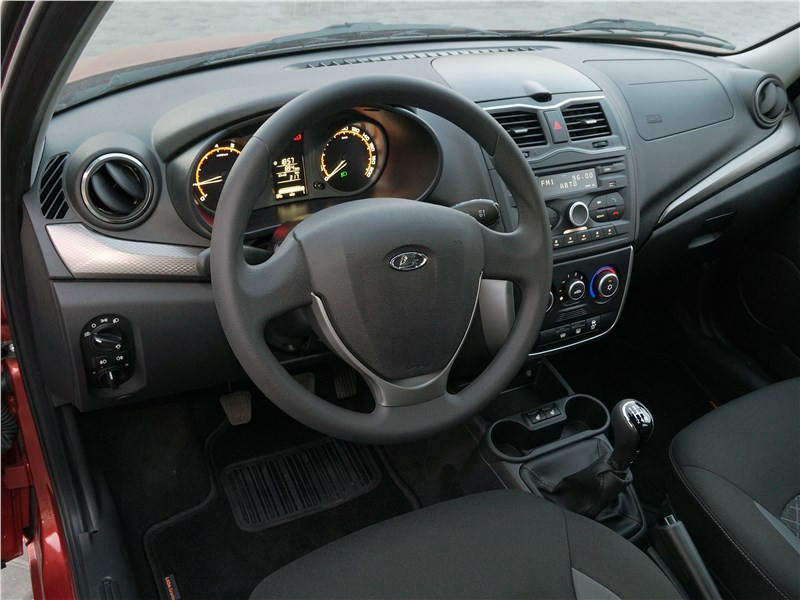 Представлена упрощенная Lada Granta Drive Active