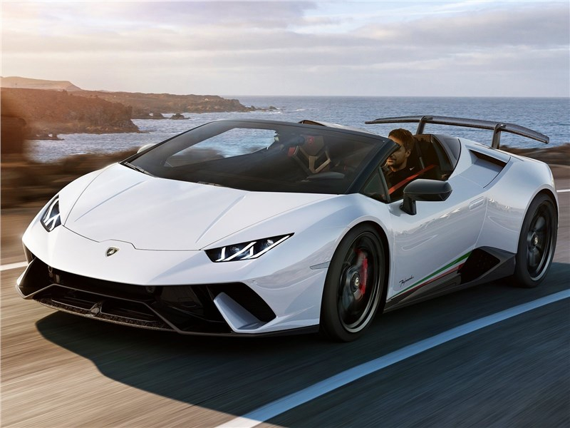 Apple наняла топ-менеджера Lamborghini