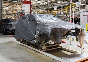Древний Renault или новая &laquo;Ока&raquo;: из какого автомобиля построят будущий &laquo;Москвич&raquo;
