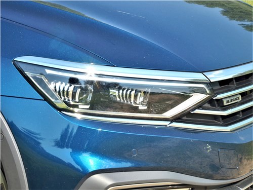 VW Passat Altrack : машина хорошая, но почему не пользуется спросом?
