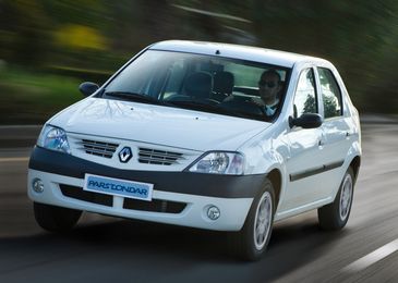 Древний Renault или новая &laquo;Ока&raquo;: из какого автомобиля построят будущий &laquo;Москвич&raquo;