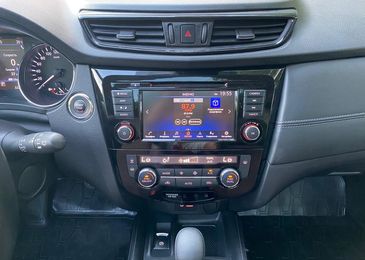 Последнее китайское предупреждение: сравнительный тест Geely Coolray и Nissan Qashqai