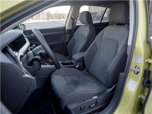 Тест-драйв Volkswagen Golf (поколение VIII) - Основанный на Смартфоне