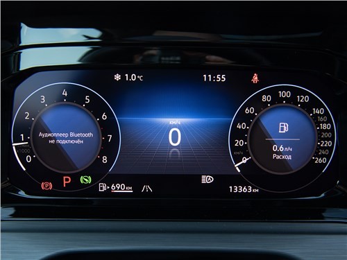 Тест-драйв Volkswagen Golf (поколение VIII) - Основанный на Смартфоне