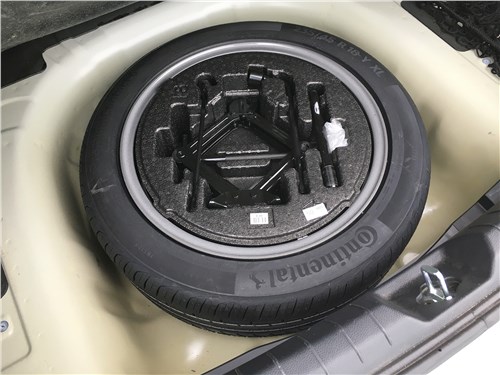 Kia K5- этот автомобиль будет напрягать, но кого?