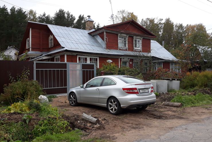 Что будет за парковку автомобиля около чужого участка на даче 3 Что будет за парковку автомобиля около чужого участка на даче