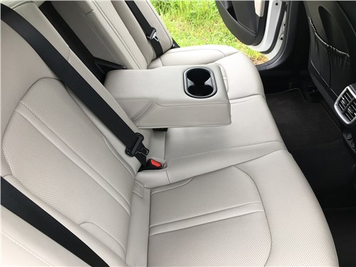 Kia K5- этот автомобиль будет напрягать, но кого?