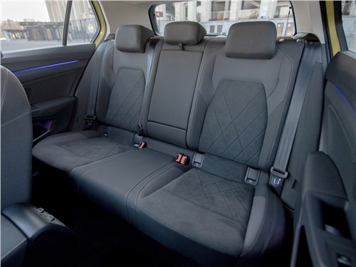 Тест-драйв Volkswagen Golf (поколение VIII) - Основанный на Смартфоне