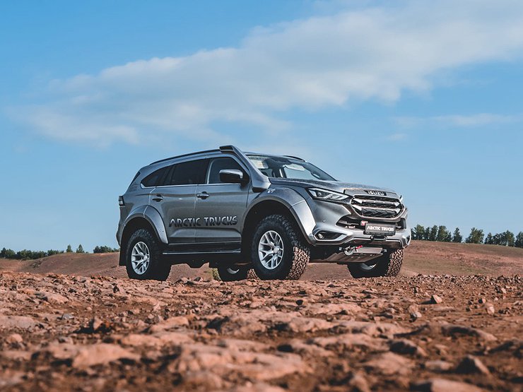 Внедорожник Isuzu MU-X подготовили к экстремальному бездорожью