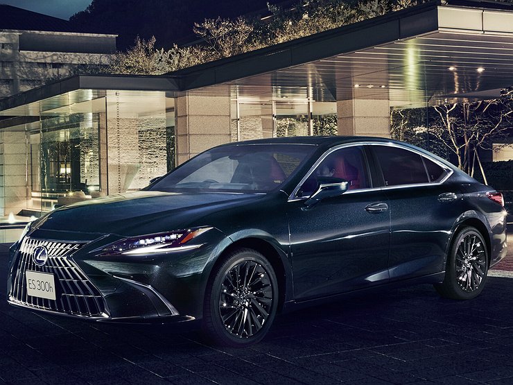 Lexus ES обзавелся крутой спецверсией и стал безопаснее