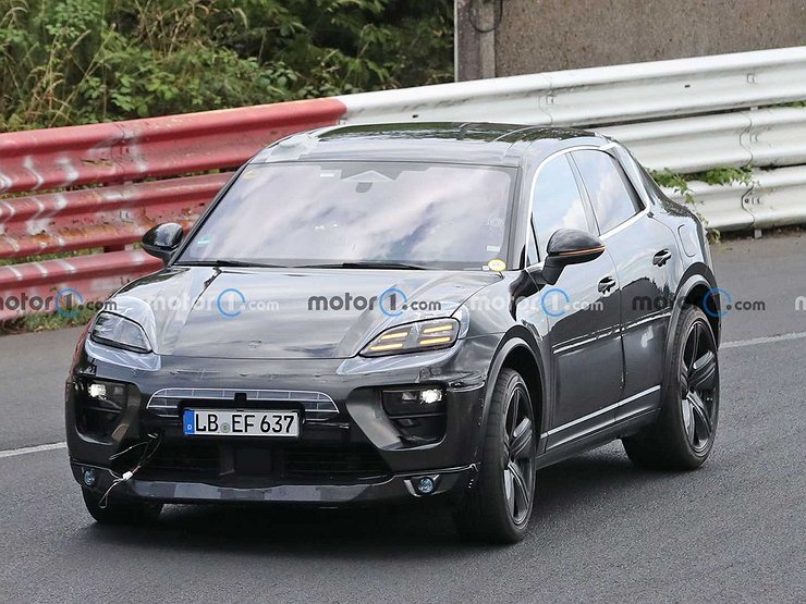 Особенный Porsche Macan проходит дорожные тесты