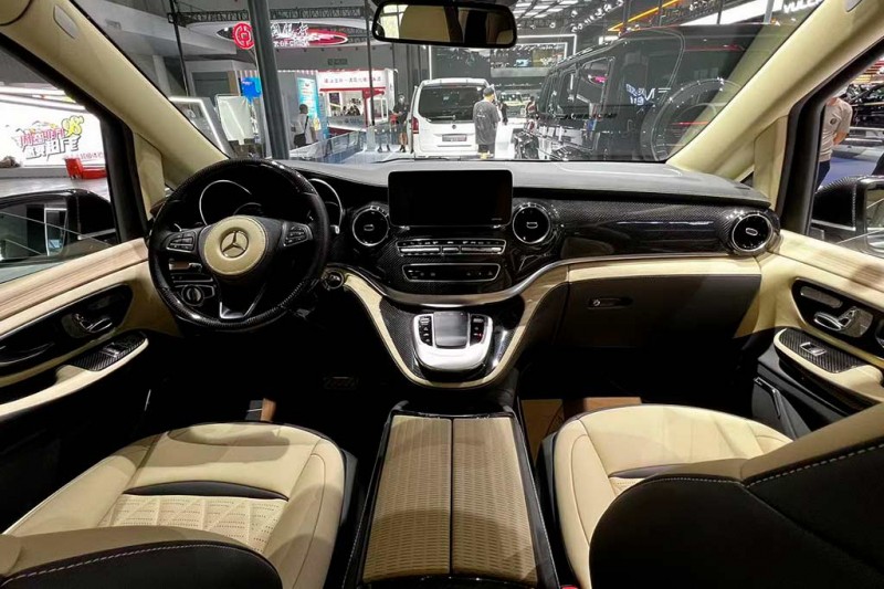 Mansory MV600 Noble: серьезно доработанный Mercedes V-Class от немецких тюнеров