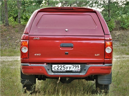 Почему за рулем JAC T6 вы всегда будете думать об УАЗ Патриот