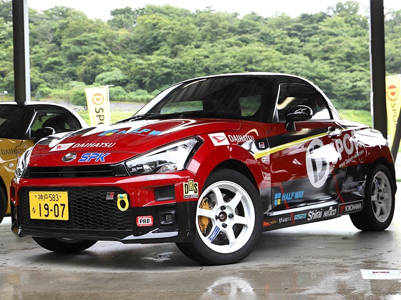 Daihatsu Copen превратили в гоночный болид
