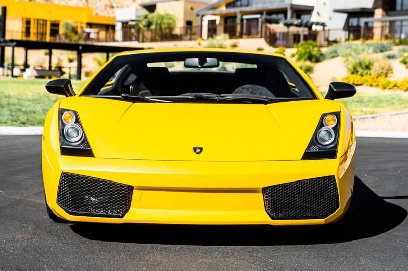 На торги выставлен ярко-желтый Lamborghini Gallardo Superleggera 2008 года