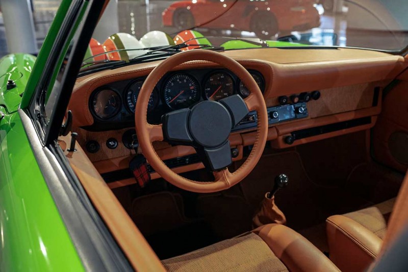 Представлен эффектный рестомод Porsche Carrera Targa &laquo;Safari&raquo; 1974 для ралли