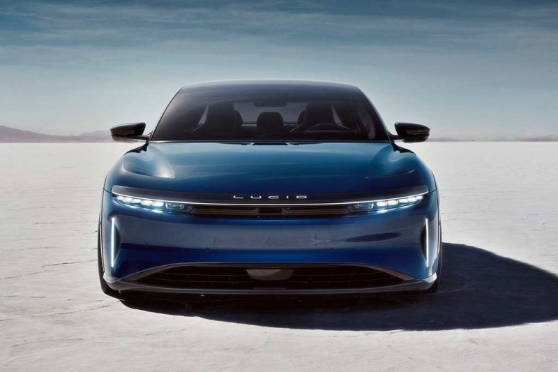 Представлен Lucid Air в новом топ-исполнении Sapphire: три мотора и 1 200 сил 3 Представлен Lucid Air в новом топ-исполнении Sapphire: три мотора и 1 200 сил