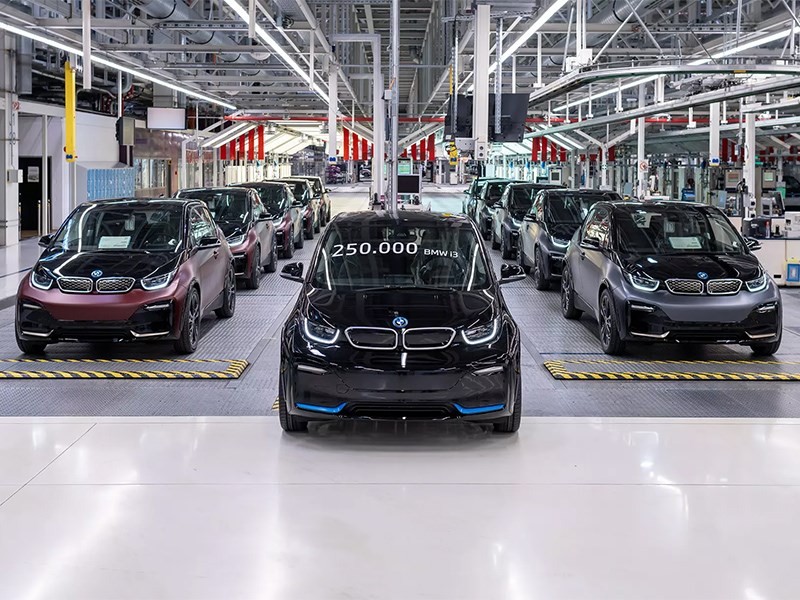 BMW сняла с производства электрокар i3 1 BMW сняла с производства электрокар i3