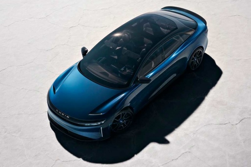 Представлен Lucid Air в новом топ-исполнении Sapphire: три мотора и 1 200 сил 2 Представлен Lucid Air в новом топ-исполнении Sapphire: три мотора и 1 200 сил