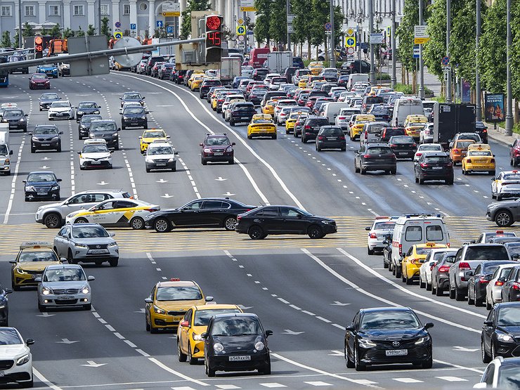 Москвичи пересаживаются на автомобили LADA