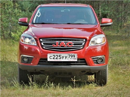 Почему за рулем JAC T6 вы всегда будете думать об УАЗ Патриот