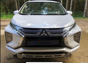 Неожиданно, но ожидаемо в Россию приехал новейший Mitsubishi Xpander