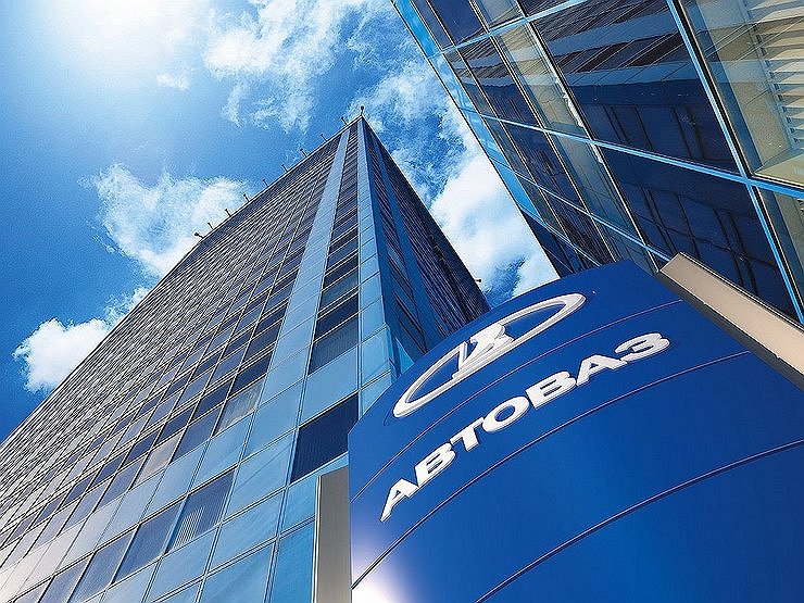 АВТОВАЗ спасает отечественный рынок